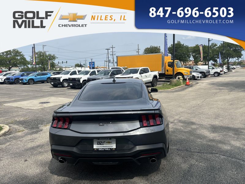 2024 Ford Mustang GT Premium photo 7