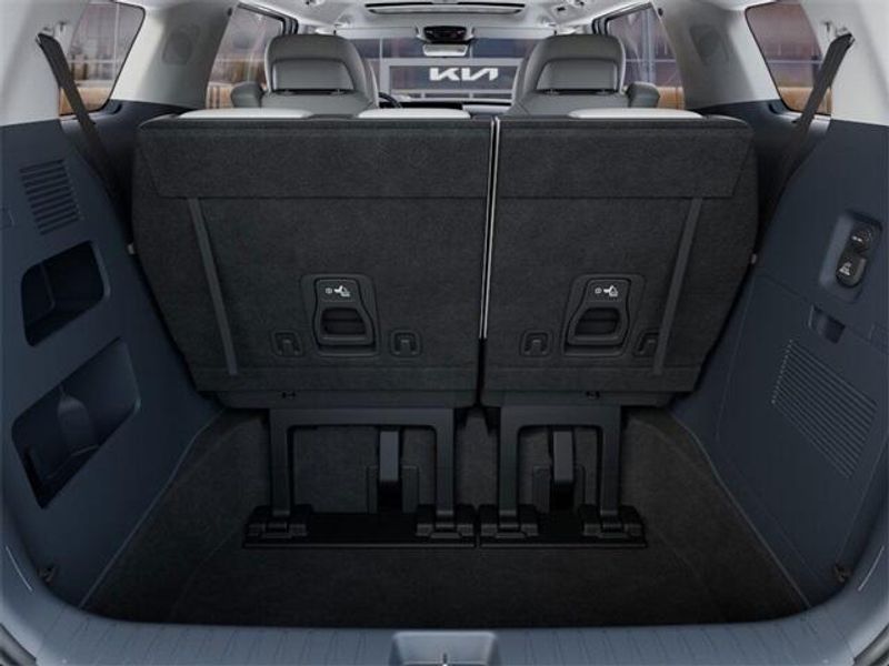 2025 Kia Carnival Hybrid SX PrestigeImage 19