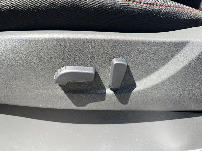 Used 2024 Nissan Frontier PRO-4XImage 8