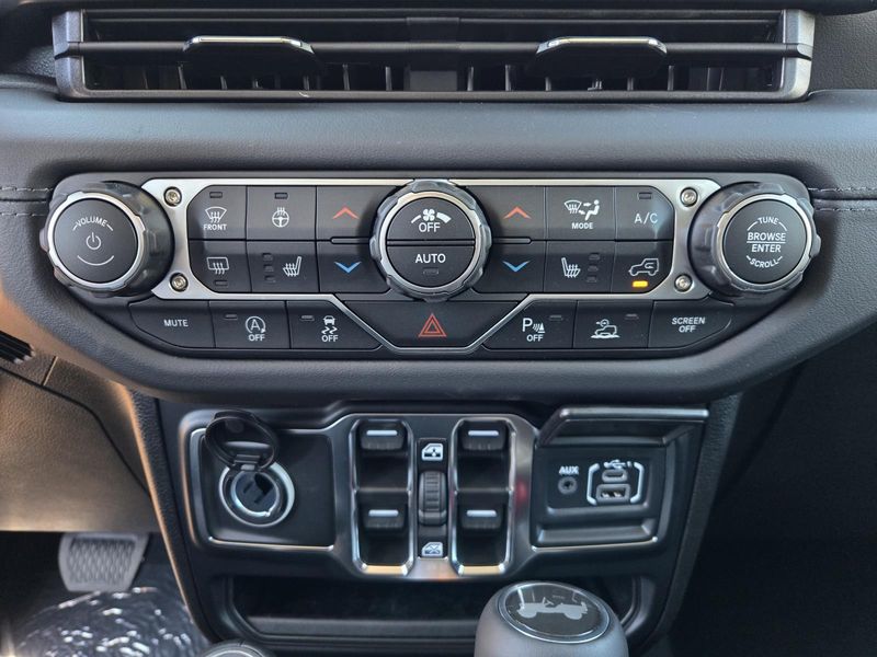New 2026 Jeep Wrangler 4-door Sahara