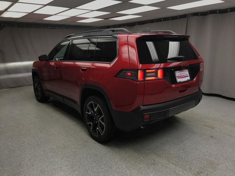 New 2026 Jeep Cherokee Overland 4x4Image 10