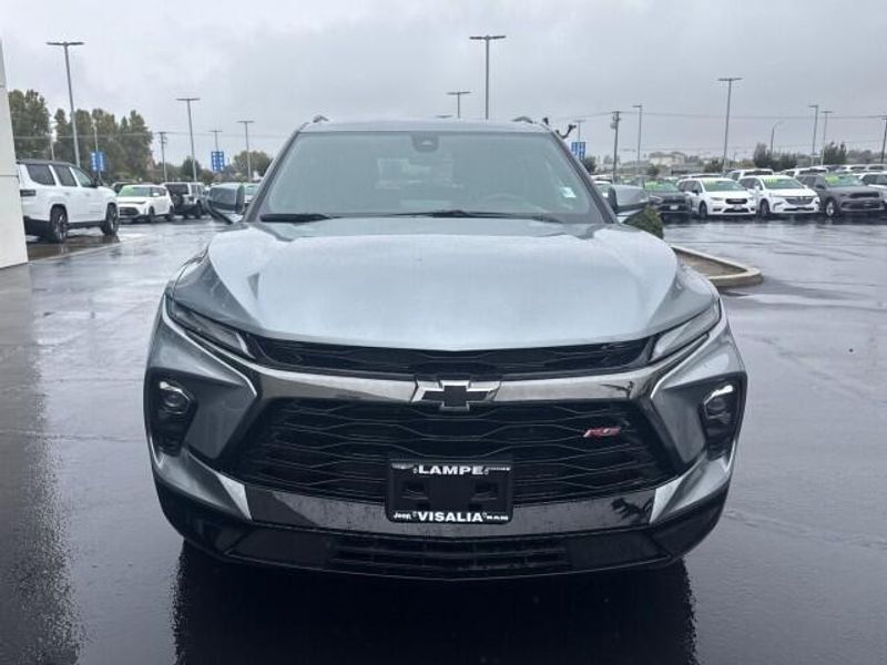 2025 Chevrolet Blazer RS photo 2