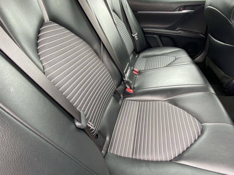 Used 2023 Toyota Camry SEImage 14