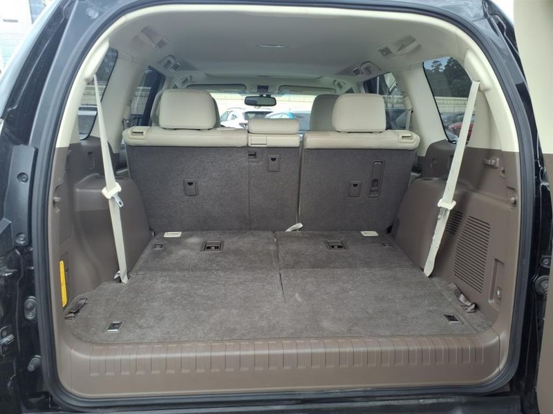 2019 Lexus GX 460 460Image 18