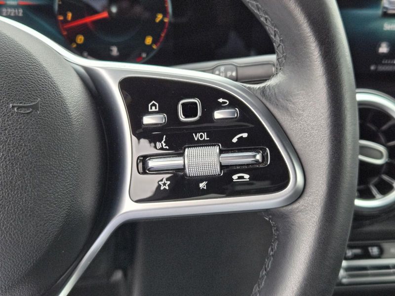 Used 2022 Mercedes-Benz GLB 250 4MATIC SUV