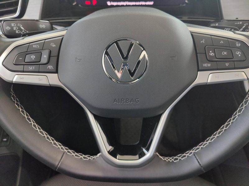 2025 Volkswagen Atlas Cross Sport SE AWD w/Technology/SunroofImage 26