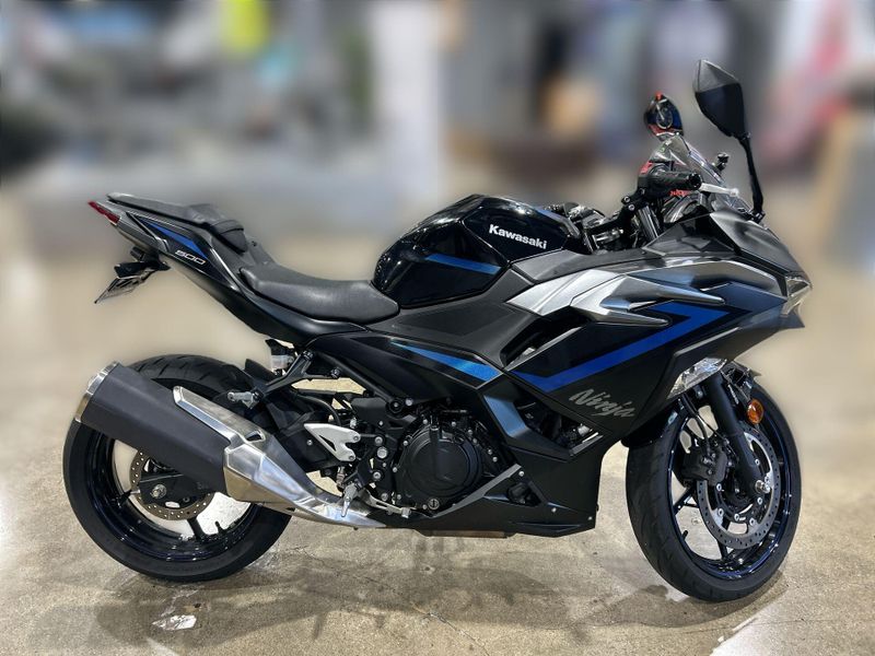 Used 2025 Kawasaki NINJA 500 Image 12