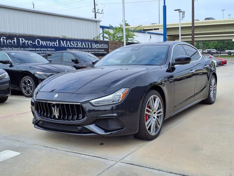 2022 Maserati Ghibli ModenaImage 10