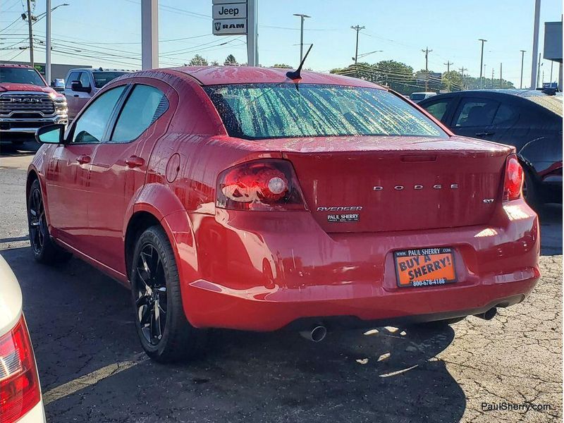 Used 2013 Dodge Avenger SXT
