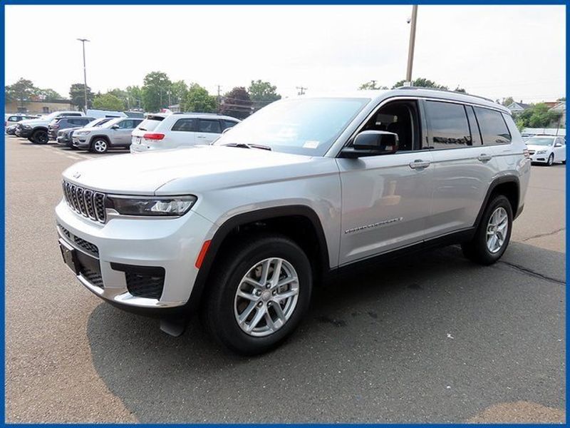 2023 Jeep Grand Cherokee Laredo in a Silver Zynith exterior color and Blackinterior. Papas Jeep Ram In New Britain, CT 860-356-0523 papasjeepram.com 