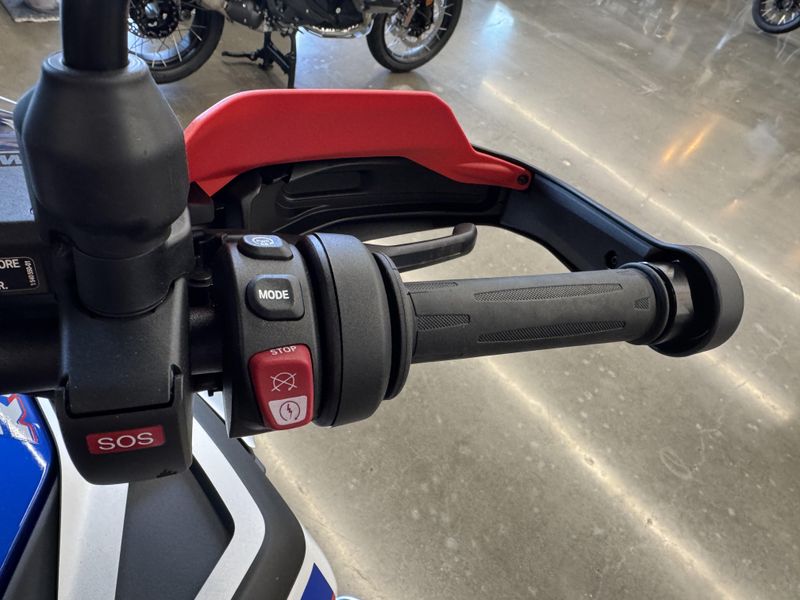 2025 BMW R 1300 GS Adventure - TROPHY - AUTOMATIC SHIFT ASSISTANT - RACING BLUE METALLIC 