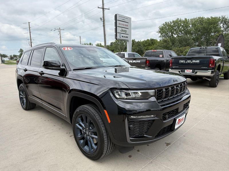 New 2026 Jeep Grand Cherokee L 85th Anniversary EditionImage 44