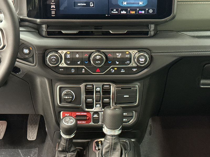 New 2027 Jeep Gladiator Mojave X 4x4Image 10