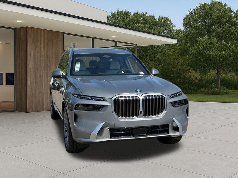 New 2026 BMW X7 xDrive40iImage 5