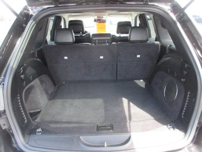2012 Jeep Grand Cherokee Laredo AltitudeImage 9