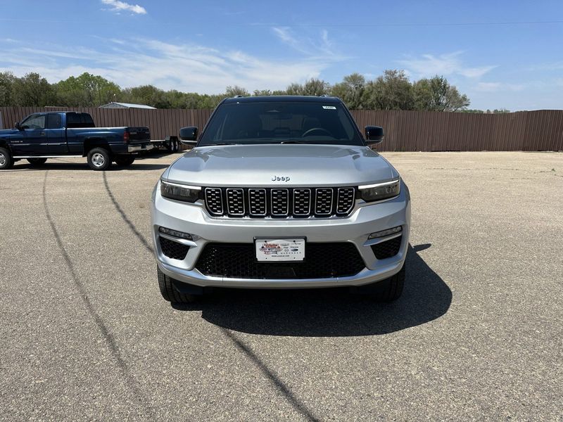 2023 Jeep Grand Cherokee Summit Reserve 4xeImage 3