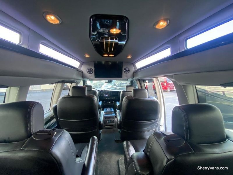 2020 Chevrolet Express Cargo Image 3