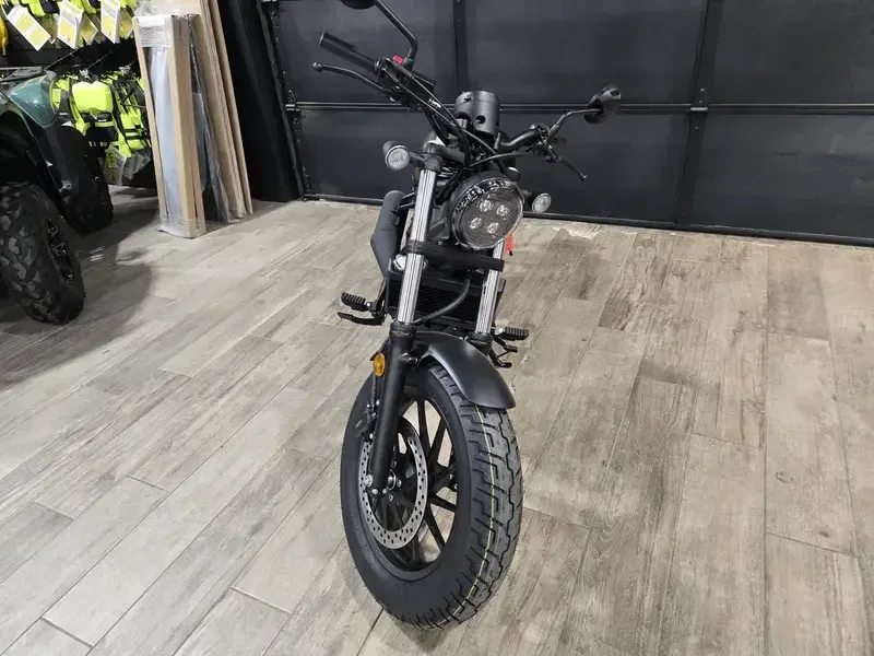 2025 Honda REBEL 300 MATTE BLACK METALLIC Image 6