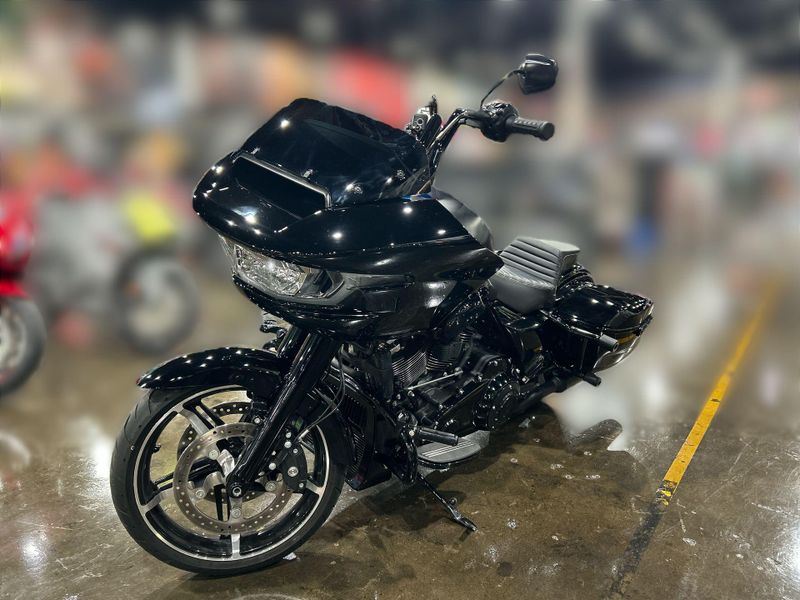 Used 2025 Harley-Davidson ROAD GLIDE Image 21
