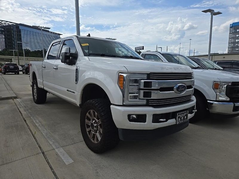 2019 Ford F-250 LimitedImage 2