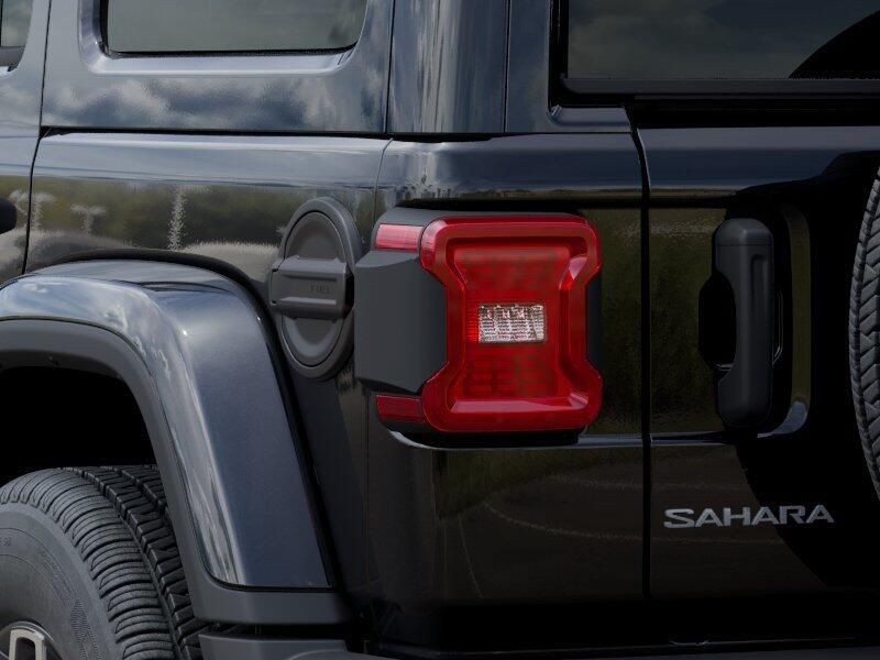 New 2027 Jeep Wrangler 4-door SaharaImage 9
