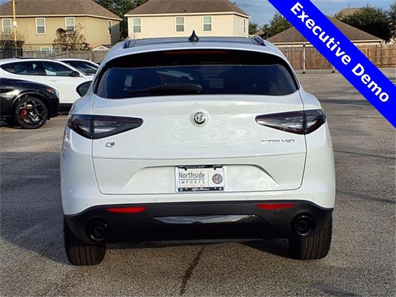 2025 Alfa Romeo Stelvio AwdImage 8