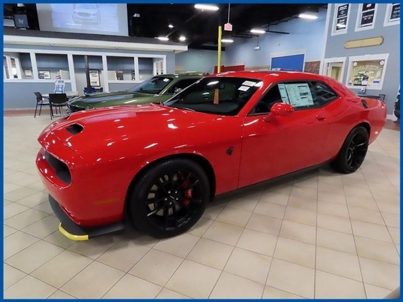 2023 Dodge Challenger SRT HellcatImage 1