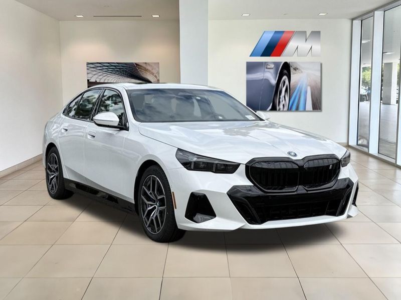 2025 BMW i5 eDrive40Image 4