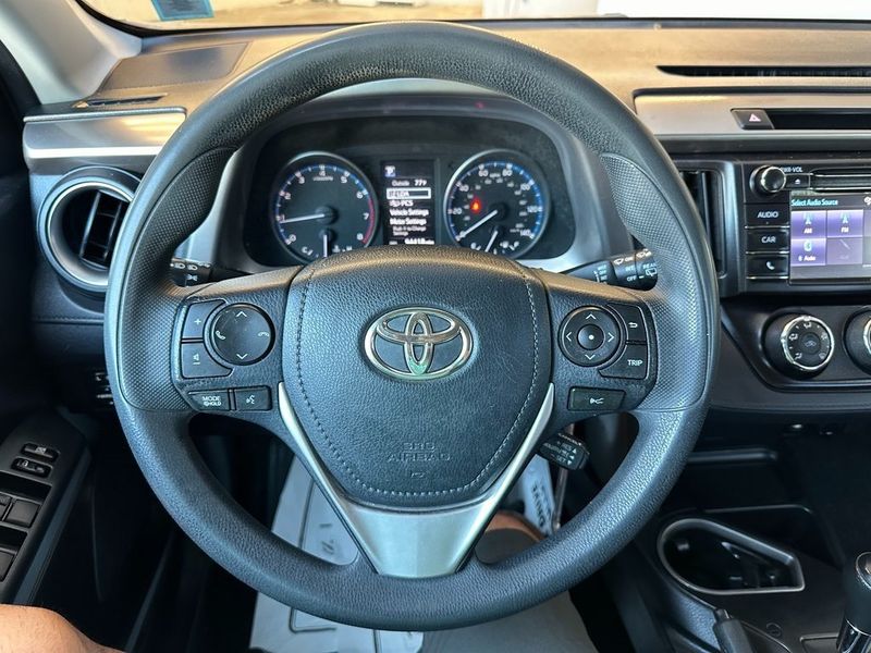 2018 Toyota RAV4 LEImage 2