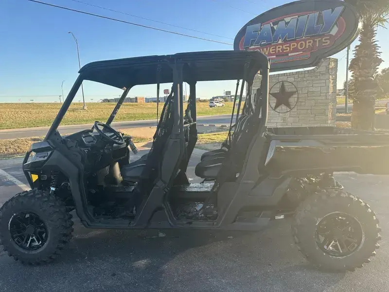 2025 Can-Am DEFENDER MAX LONE STAR HD10 STEALTH BLACKImage 7