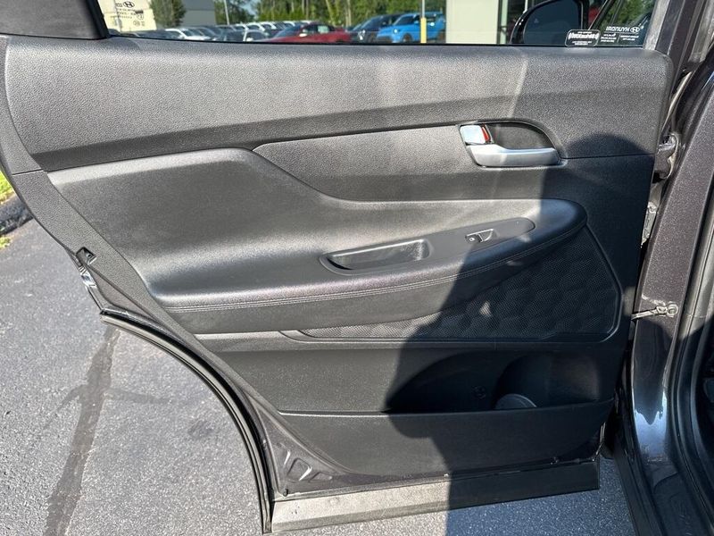 Used 2022 Hyundai Santa Fe SELImage 21