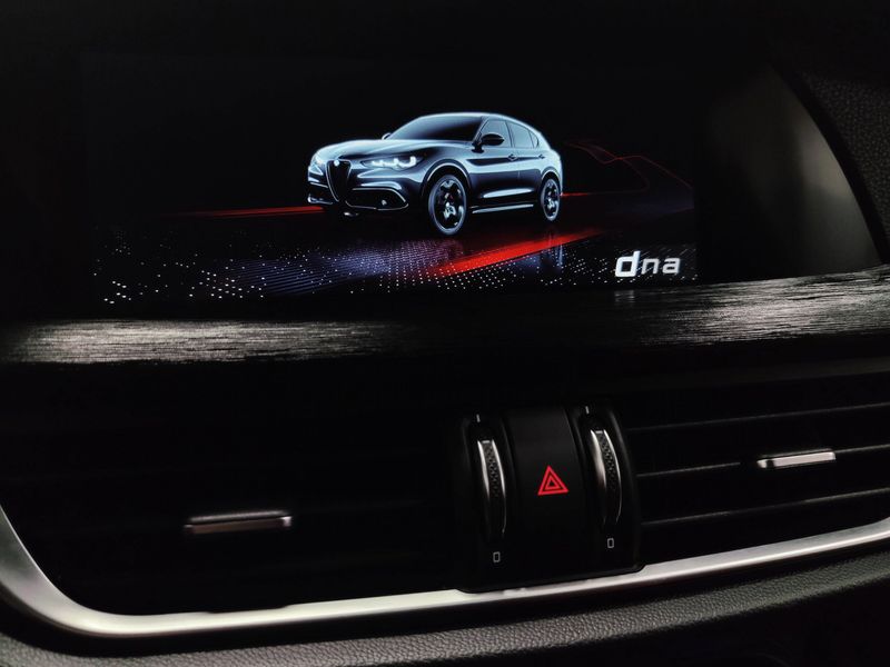 Used 2024 Alfa Romeo Stelvio Sprint AWD w/Sunroof/NavImage 26