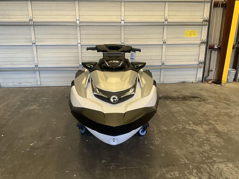 New 2026 SEA DOO GTX 325 LIMITED Image 2
