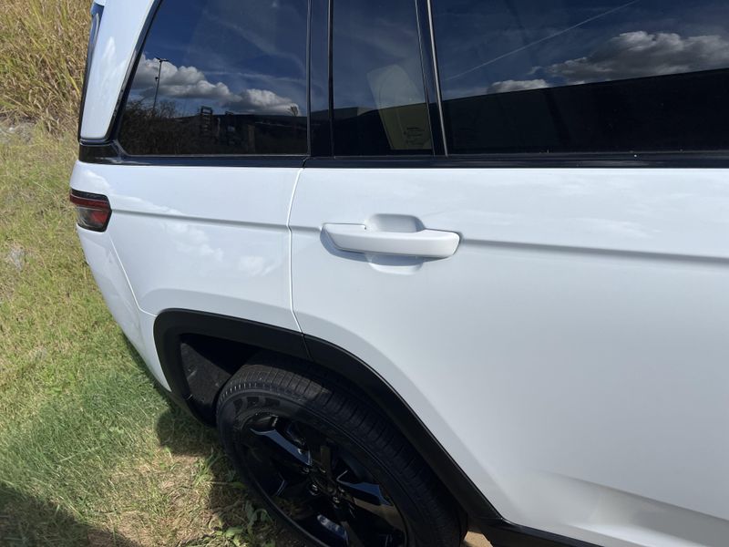 New 2025 Jeep Grand Cherokee Limited 4x4Image 6