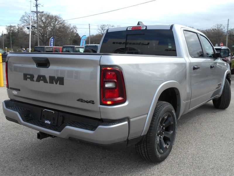 2025 RAM 1500 Big Horn Crew Cab 4x4 5