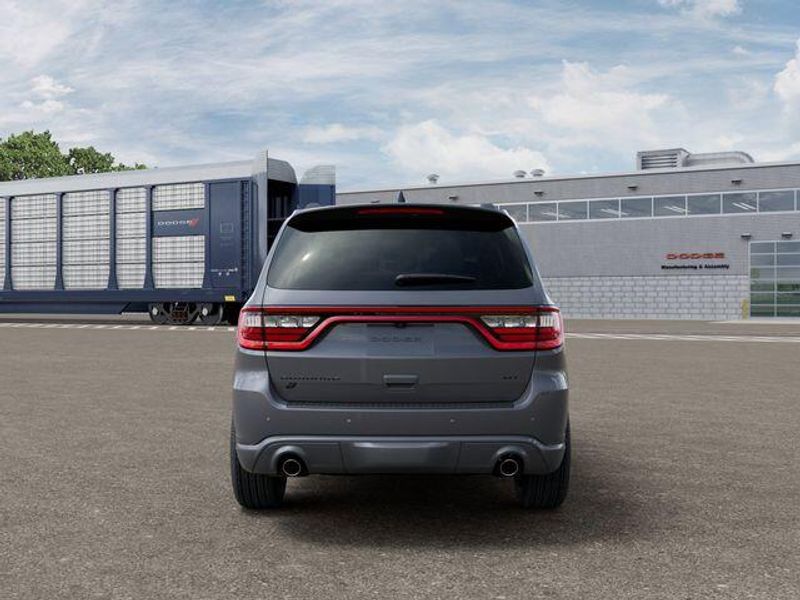 New 2026 Dodge Durango Gt Plus Awd Hemi V8Image 7