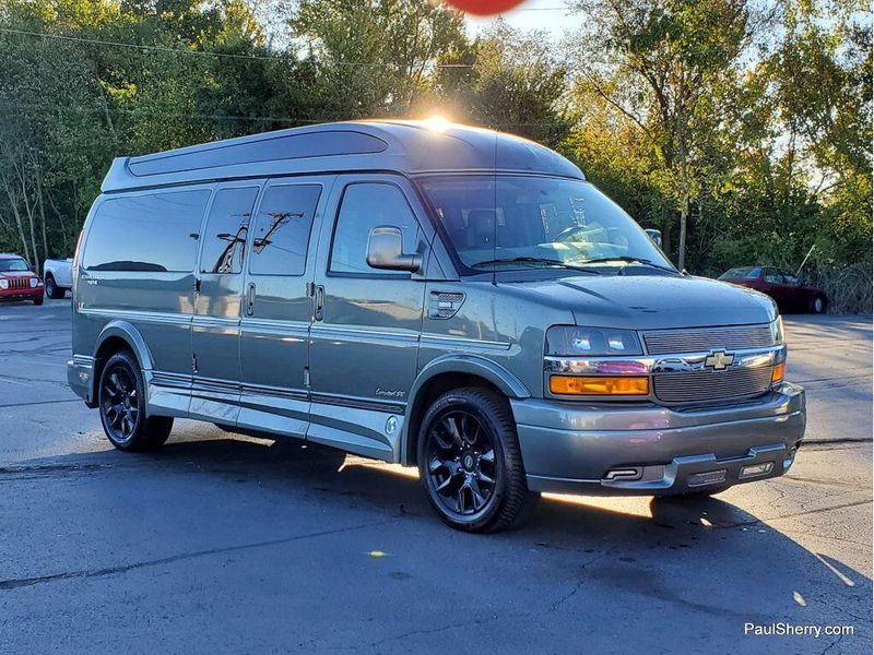 2023 Chevrolet Express Cargo Image 8