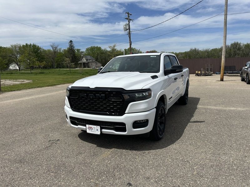 2025 RAM 1500 Big Horn Crew Cab 4x4 5