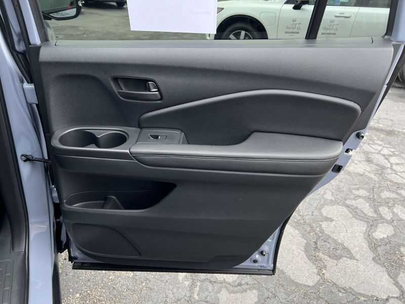 2025 Honda Passport EX-LImage 29