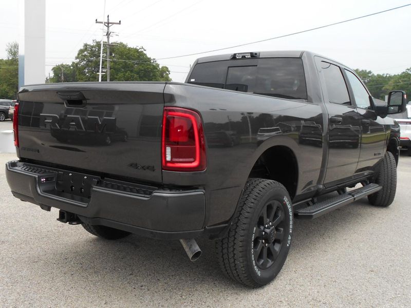 2025 RAM 2500 Big Horn Crew Cab 4x4 6