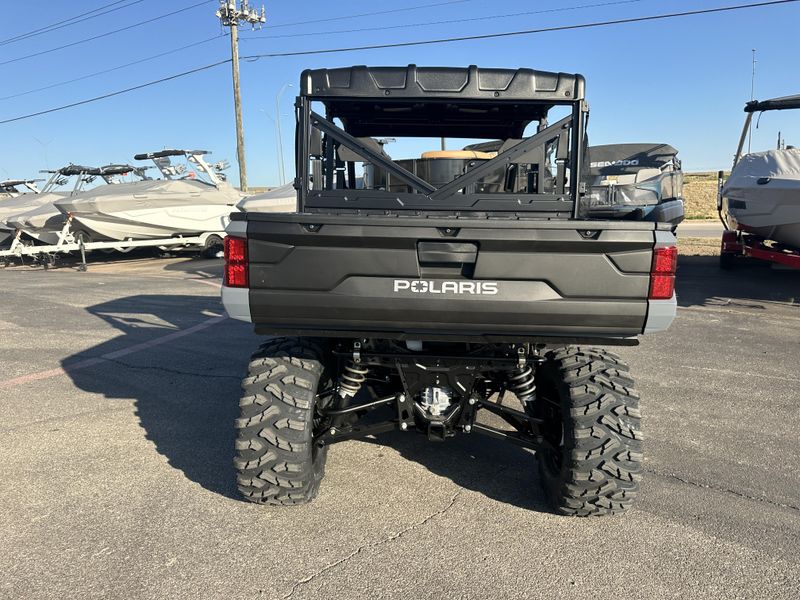 2025 Polaris RANGER CREW XP 1000 PREMIUM STEALTH GRAYImage 5