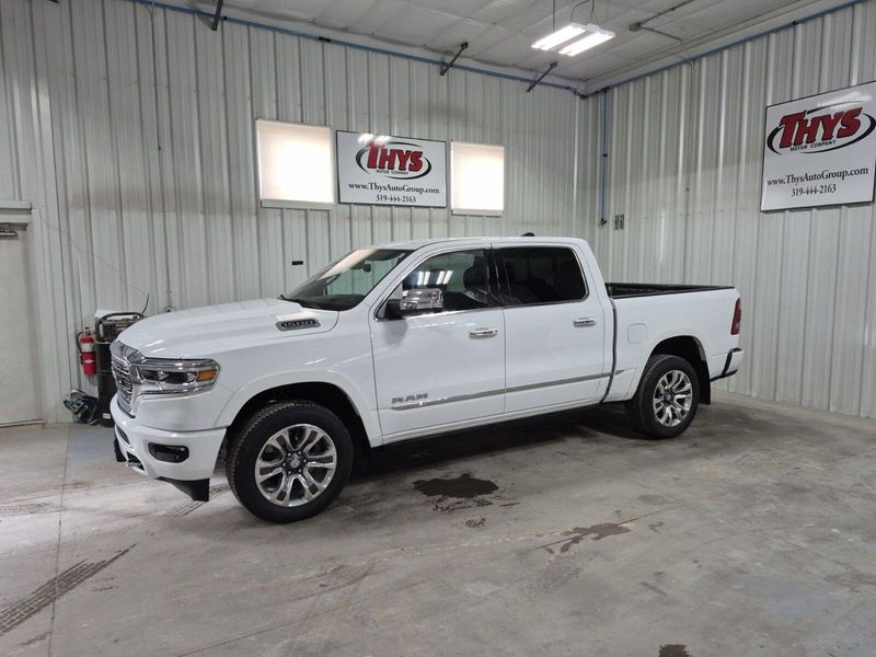 2022 RAM 1500 LimitedImage 25