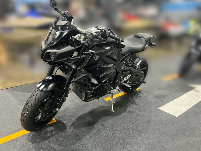 Used 2019 Yamaha MT-10 Image 18