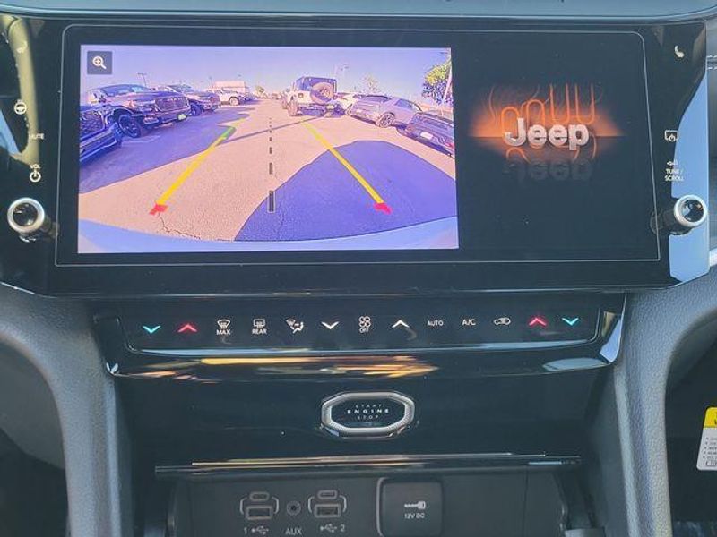 New 2026 Jeep Grand Cherokee Limited 4x2