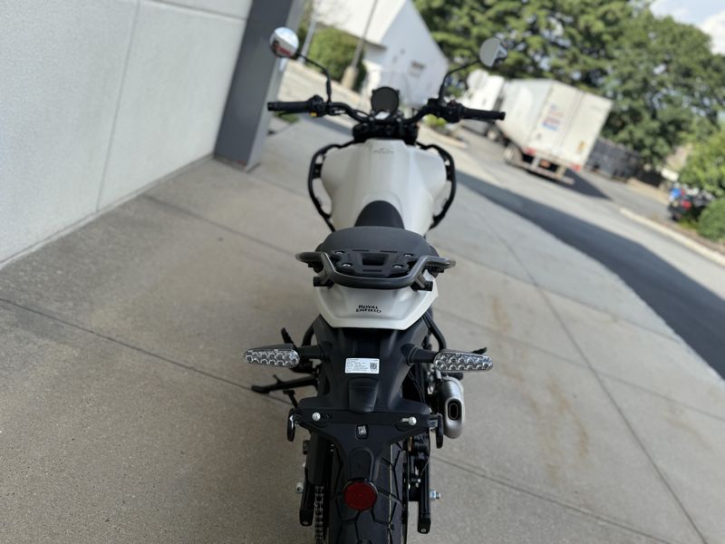 2025 Royal Enfield HimalayanImage 5