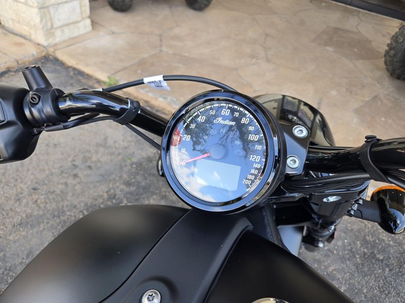 2025 Indian Motorcycle SCOUT BOBBER LIMITED BLACK SMOKE Image 15