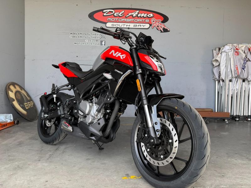 New 2025 CFMOTO 300NK Image 2