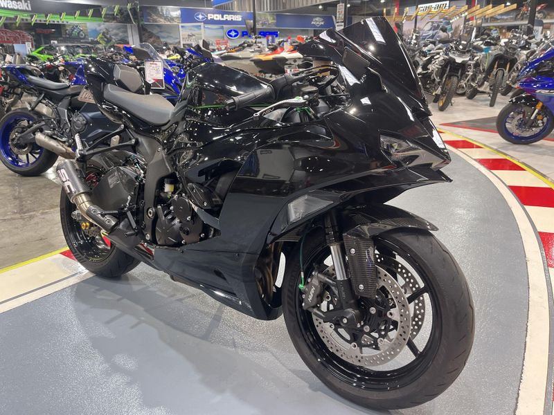 Used 2024 Kawasaki NINJA ZX-6R Image 24