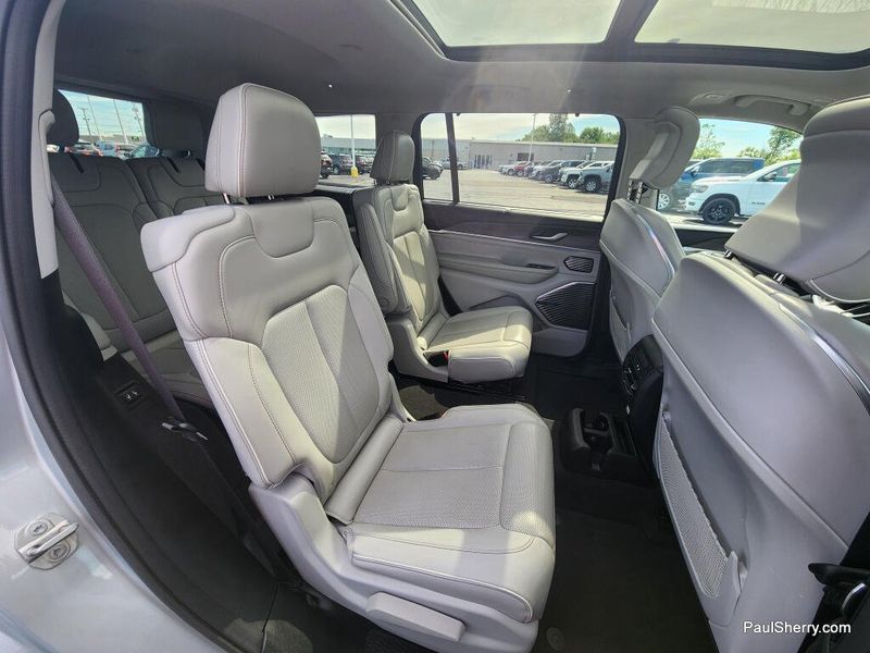 Used 2021 Jeep Grand Cherokee L Overland
