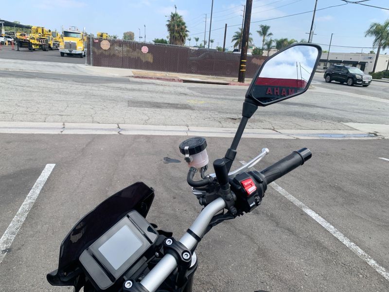 Used 2022 Yamaha MT-09 Image 14